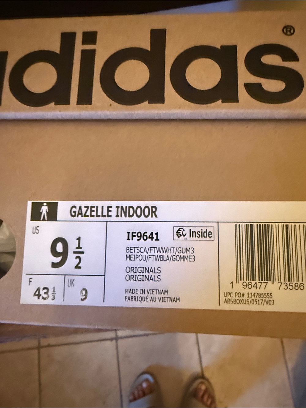 adidas Gazelle Indoor red sneakers. - Picture 2 of 6